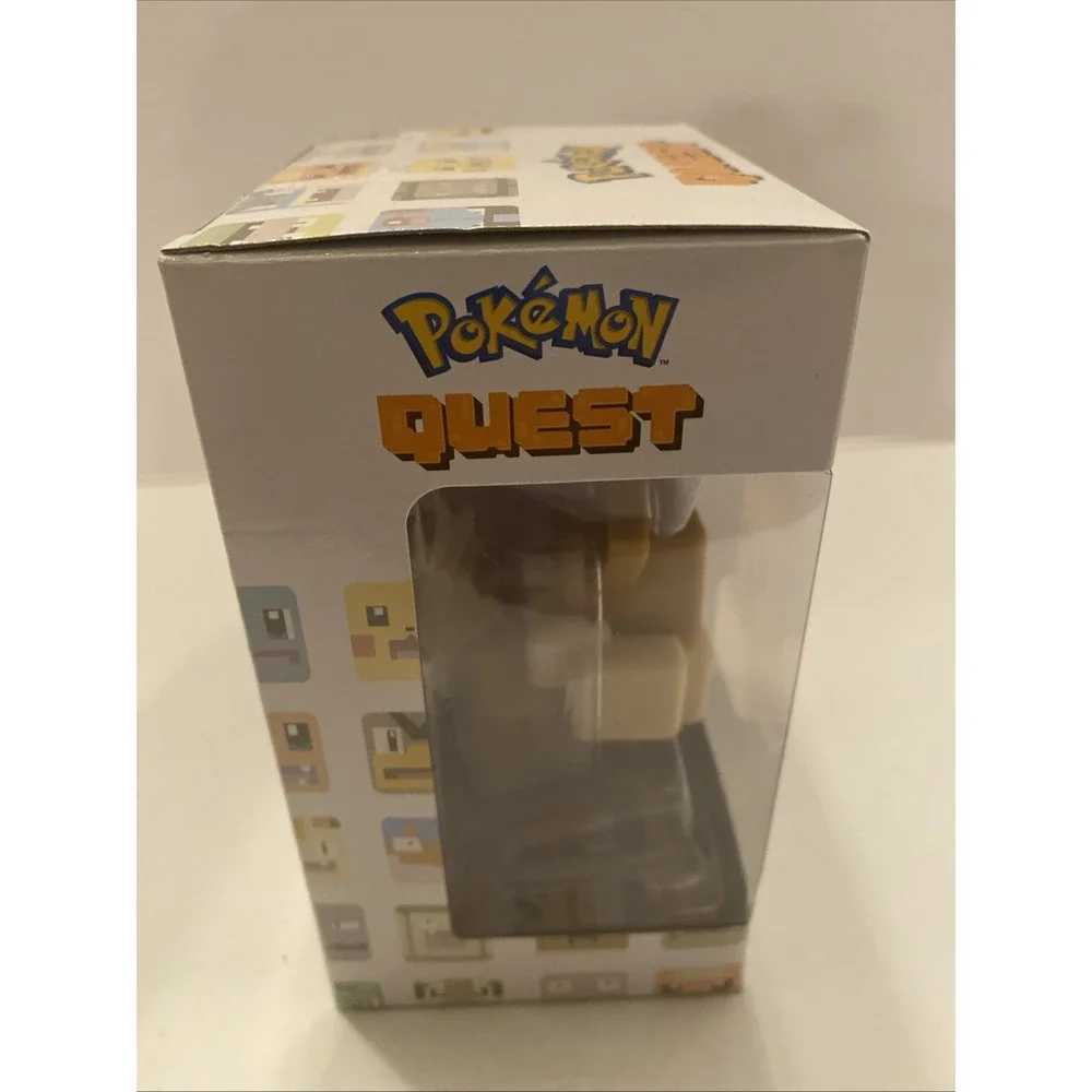Pokemon Limited Edition Quest Series 1 Vinyl Figure - Eevee Brand New‎